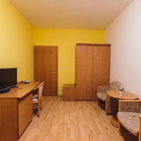 Hotel Annahof Domasov Luaran gambar