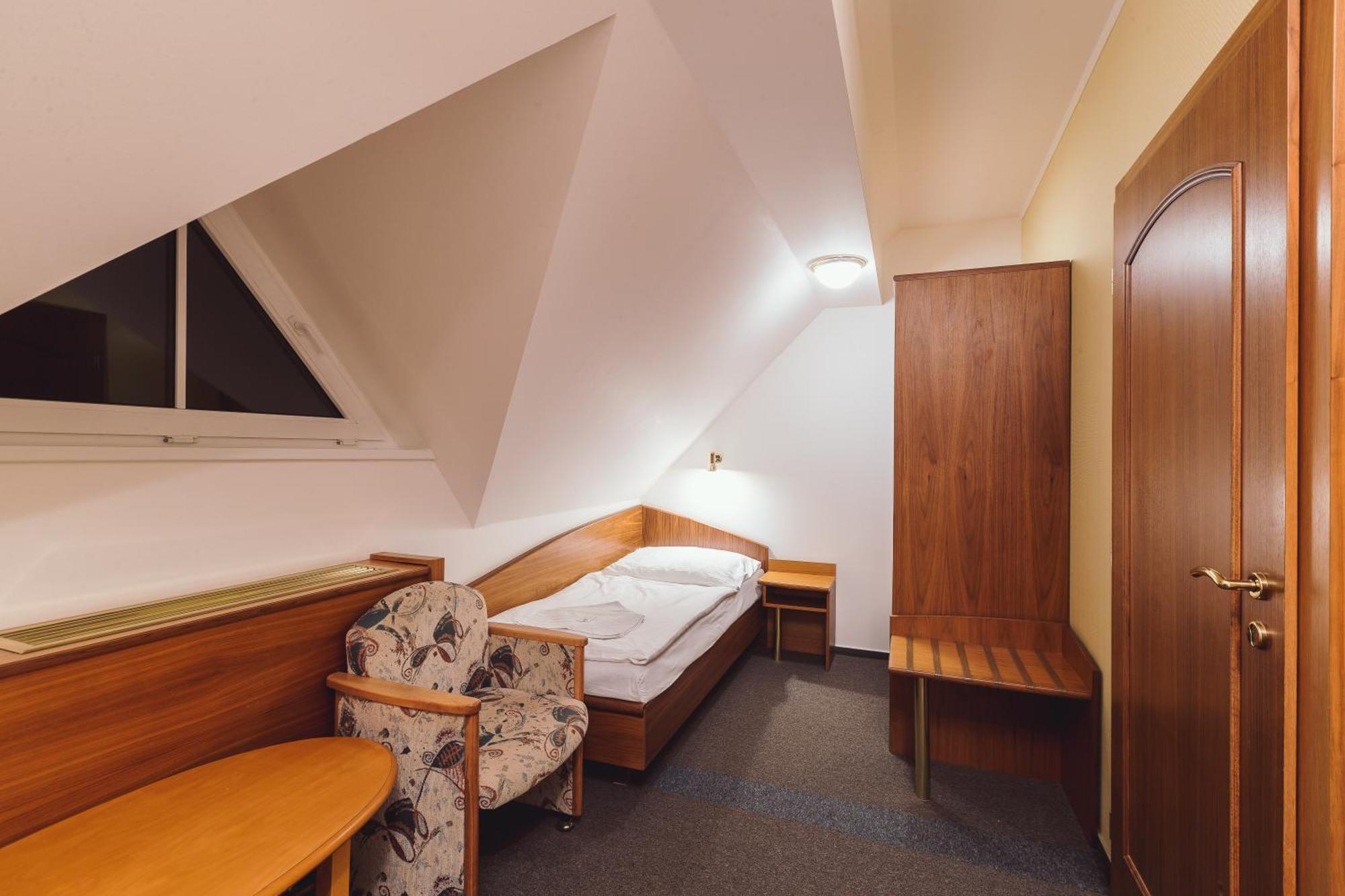Hotel Annahof Domasov Luaran gambar